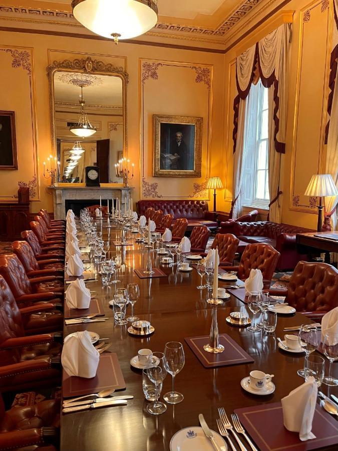 The City Of London Club Екстериор снимка